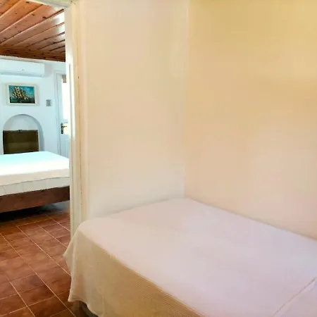 Ekincik'te Tas Ev Hotel Koycegiz (Mugla)