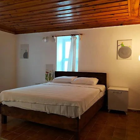 Ekincik'te Tas Ev Hotel Koycegiz (Mugla)