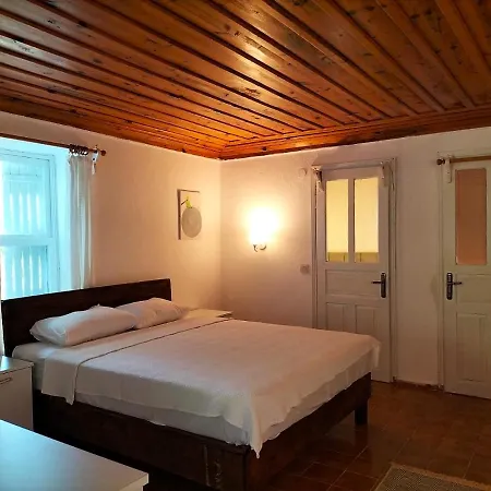 Ekincik'te Tas Ev 4* Koycegiz (Mugla)
