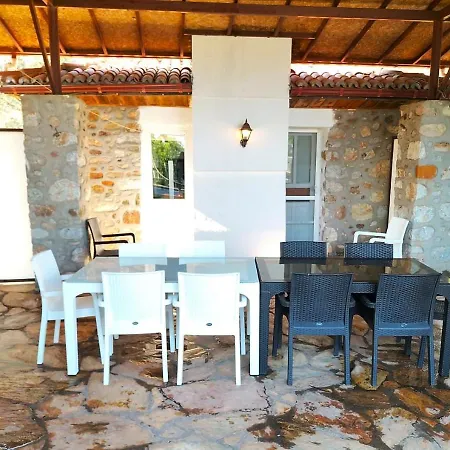 Ekincik'te Tas Ev Koycegiz (Mugla)