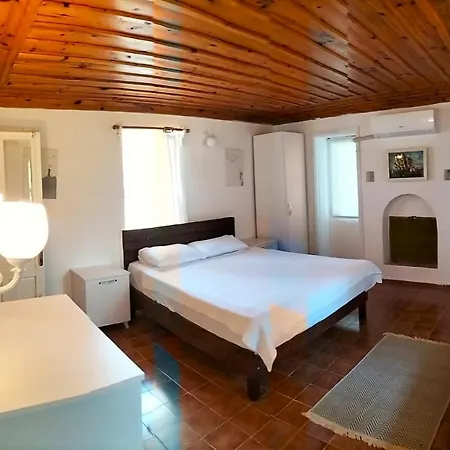 Ekincik'te Tas Ev 4* Koycegiz (Mugla)