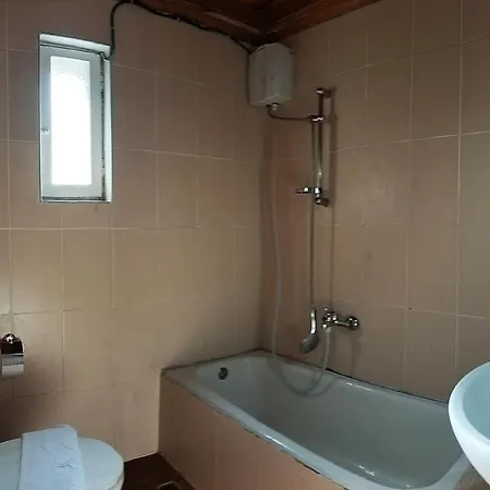 Ekincik'te Tas Ev 4*