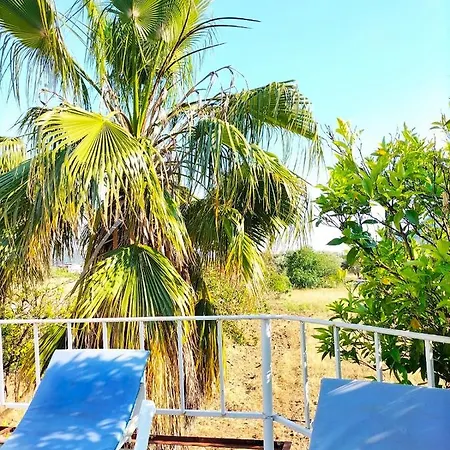 Ekincik'te Tas Ev Hotel 4*
