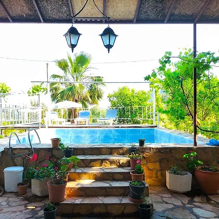 Hotel Ekincik'te Tas Ev Koycegiz (Mugla)